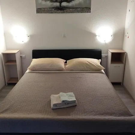 Apartamento Tina Trogir