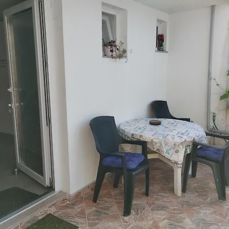 Tina Apartamento