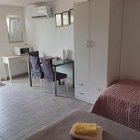 Apartamento Tina Trogir