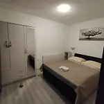 Apartment Tina *