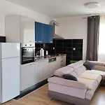 Apartment Tina *