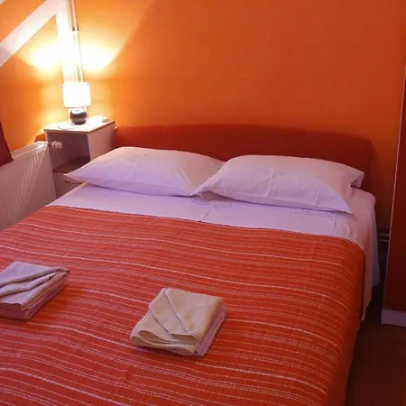 Apartment Tina Trogir
