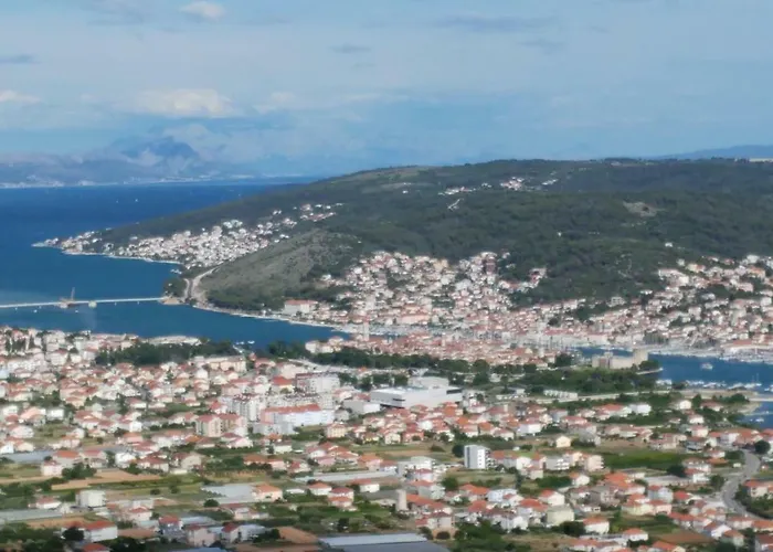 Apartman Tina *